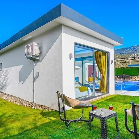 Vila Ortac 2 Doga Icerisinde, Korunakli
