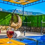 Villa Ortaç 2 Doğa ıçerisinde, Korunaklı Kas