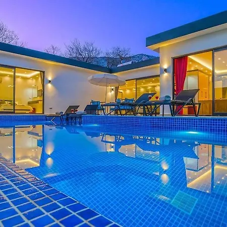 Ortac 2 Doga Icerisinde, Korunakli Kaş