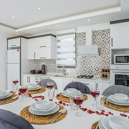 Ortac 2 Doga Icerisinde, Korunakli * Kaş