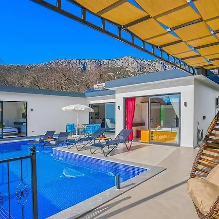 Ortac 2 Doga Icerisinde, Korunakli Villa